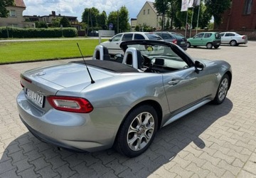 Fiat 124 Spider 1.4 MultiAir II 140KM 2019 Fiat 124 Spider Fiat 124 Spider 1.4 MultiAir Turbo Lusso 1.4 Benzyna 140KM, zdjęcie 5