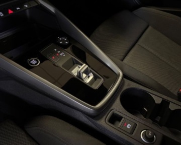 Audi A3 8Y Sportback 1.5 35 TFSI 150KM 2023 Audi A3 Sportback S-line Salon Polska Rej.:2024 rok CARS Warszawa 1.5 150KM, zdjęcie 27