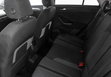 Volkswagen T-Roc I 2024 Volkswagen T-Roc 1.0 TSI 116KM Life Kamera Cofania Reflektory LED Benzyna, zdjęcie 10