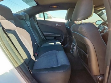 Dodge Charger VII 2017 Dodge Charger 2017 DODGE CHARGER SE 3.6 Benzyna 292KM, zdjęcie 9