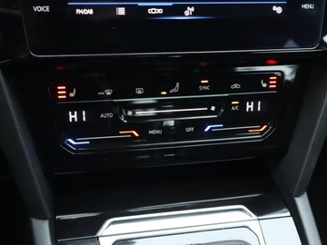 Volkswagen Arteon Fastback Facelifting 2.0 TDI SCR 150KM 2021 VW Arteon 2.0 TDI, Salon Polska, 1. Właściciel, zdjęcie 12