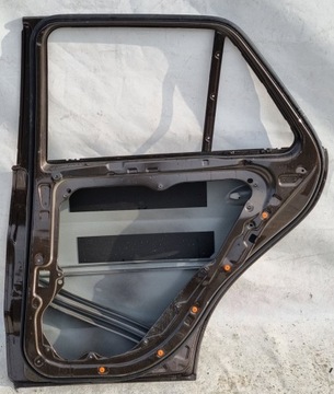 DVEŘE MERCEDES ML GLE W166 11-18 PRAVÝ ZADNÍ