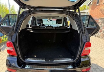 Mercedes Klasa M W164 Off-roader Facelifting 3.0 V6 (350 CDI) 231KM 2010 Mercedes-Benz ML Mercedes-Benz ML 350 CDI 4Matic 7G-TRONIC DPF 3.0 Diesel, zdjęcie 21
