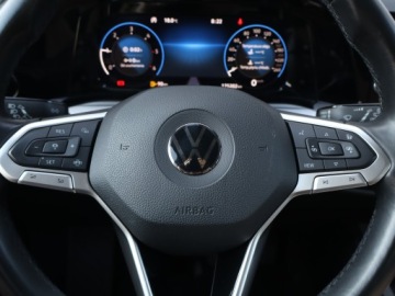 Volkswagen Golf VIII Variant 2.0 TDI 115KM 2021 VW Golf 2.0 TDI, Salon Polska, 1. Właściciel, zdjęcie 17