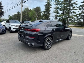 BMW X6 G06 2021 BMW X6 2021 BMW X6 sDrive40i Sports Activity Coupe 3.0 Benzyna 335KM, zdjęcie 2