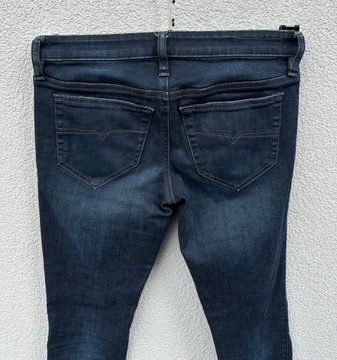 Diesel Skinzee-low W27 L30 stylowe spodnie jeansowe damskie