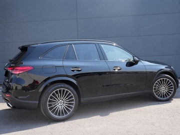 Mercedes GLC C254/X254 Coupe 2.0 220d 197KM 2025 MERCEDES-BENZ GLC 220 d 4-Matic AMG Line 2.0 (197KM) 2025, zdjęcie 1