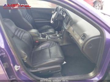 Dodge Charger VII 2016 Dodge Charger 2016 Dodge Charger 4dr Sdn SRT 392 RWD 6.4 Benzyna 485KM, zdjęcie 11