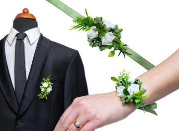 Котильоны букеты на руках.