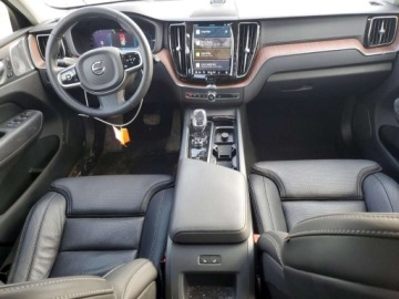 Volvo XC60 II 2024 Volvo XC 60 Ultimate 2024 2.0 Hybryda 247KM, zdjęcie 8