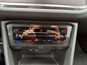 Volkswagen Tiguan II SUV R 2.0 TSI 320KM 2022 Volkswagen Tiguan 2.0 TSI 320KM R4x4DSGIQ.MATRIX360Niski PrzebiegASOSalonP, zdjęcie 35