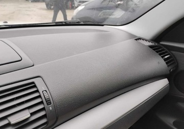 BMW Seria 1 E81/E87 Hatchback 5d E87 1.6 116i 122KM 2011 BMW Seria 1 2011r, 2.0 Benzyna. Lekko uszkodzony lewy bok. Jezdzi. 1.6, zdjęcie 15