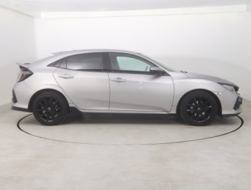 Honda Civic X Hatchback 5d 1.0 VTEC TURBO 126KM 2019 Honda Civic 1.0 VTEC Turbo, Salon Polska, Klima, zdjęcie 5