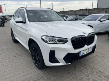 BMW X3 G01 SUV Facelifting 2.0 30i 245KM 2023 BMW X3 Mpakiet Xdrive Skóra Panorama Pamięć