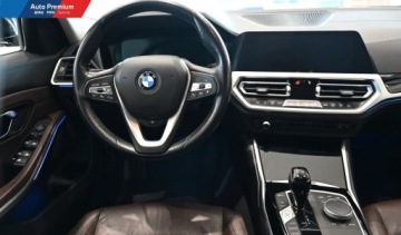 BMW Seria 3 G20-G21 Limuzyna 2.0 320d 190KM 2019 BMW Seria 3 320d xDriveFV23Hak HolowniczyLED Fog LightsModel Luxury Line, zdjęcie 7