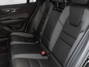 Volvo V60 II  2021 Volvo V60 WND5422A#B4 D R-Design Podgrz.f K.cof, zdjęcie 26