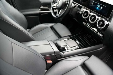 Mercedes GLA II Off-roader 1.3 200 163KM 2020 Mercedes-Benz GLA Faktura VAT, Kola zimowe gratis, Polska Salon 1.3 163KM, zdjęcie 19