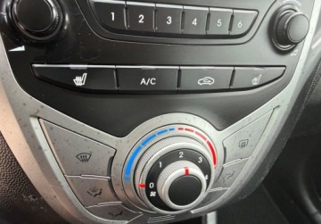 Hyundai ix20 Mikrovan 1.4 CVVT 90KM 2011 Hyundai ix20 1.4i KLIMA,Alu felgi Extra stan 1.4 Benzyna 90KM, zdjęcie 13