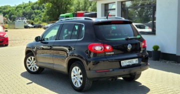 Volkswagen Tiguan I SUV 2.0 TDI CR DPF 140KM 2008 Volkswagen Tiguan 2,0 TDI 140KM 4Motion DSG Pnorama Hak Serwis 2.0 Diesel, zdjęcie 3