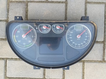 LICZNIK KILOMETRÓW ZEGARY IVECO STRALIS