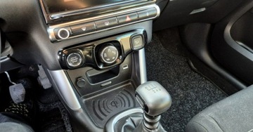 Citroen C3 Aircross  I Crossover 1.2 PureTech 110KM 2019 Citroen C3 Aircross 1.2 110KM Tablet Nawigacja Parktronic Kamera Tempomat, zdjęcie 14