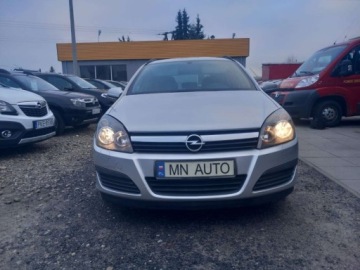 Opel Astra H Kombi 1.6 ECOTEC 115KM 2006 Opel Astra OPEL ASTRA H 1600 benzyna super stan 1.6 Benzyna 115KM, zdjęcie 9