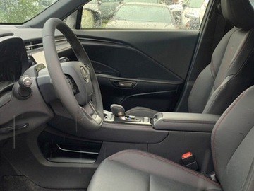 Lexus LBX 1.5 Hybrid 136KM 2025 Emotion 1.5 Hybrid 136KM | Podgrzewane fotele!, zdjęcie 3