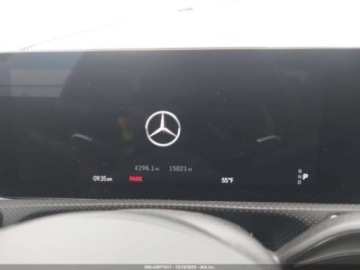 Mercedes CLA C118/X118 2025 Mercedes-Benz CLA amg 35, 2025r., 4x4, 2.0L 2.0 Benzyna 302KM, zdjęcie 10
