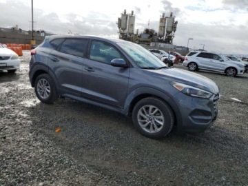 Hyundai Tucson III 2018 Hyundai Tucson 2018 HYUNDAI TUCSON SE 2.0 Benzyna 180KM, zdjęcie 4