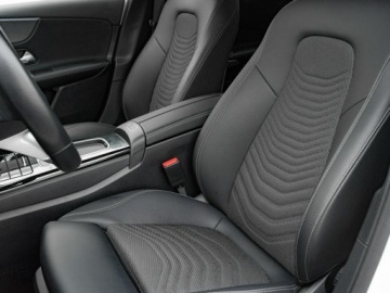 Mercedes Klasa A W177/V177 Sedan Facelifting 2.0 200d 150KM 2023 Mercedes A 200 GD8K609#200 d Progressive 8G-DCT, zdjęcie 13