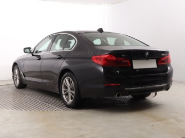 BMW Seria 5 G30-G31 Limuzyna 530e iPerformance 252KM 2019 BMW 5 530e iPerformance, Salon Polska, Serwis ASO, zdjęcie 3