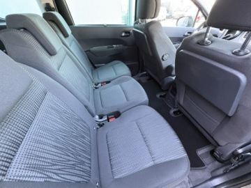 Peugeot 5008 I Minivan 1.6 HDi FAP 115KM 2013 Peugeot 5008 1.6 HDi | 102 tyś. przebiegu!! |, zdjęcie 9