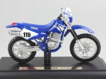 YAMAHA TT-R250 базовая модель 1:18 Maisto