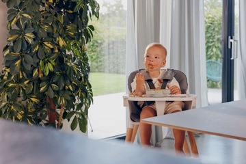 Многофункциональный робот-НАГРЕВАТЕЛЬ 5 Вт ПАРЕНИЕ Lionelo BabyMenu