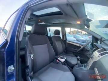 Opel Zafira B 1.8 ECOTEC 140KM 2008 Opel Zafira 1.8 Benz. 7 osobowy szklane dachy xenon lesny zadbany polecam, zdjęcie 26