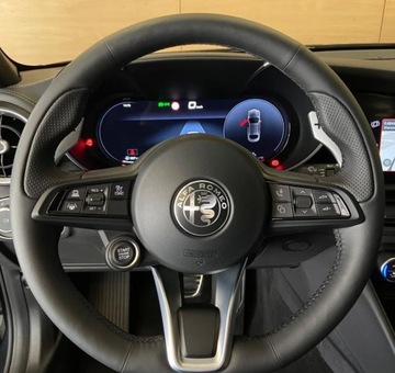 Alfa Romeo Giulia II Sedan Facelifting 2.0 Turbo 280KM 2023 Alfa Romeo Giulia Salon Polska Bezwypadkowy R Cars Warszawa 2.0 Benzyna, zdjęcie 14