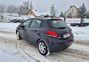 Peugeot 208 I Hatchback 5d Facelifting 1.2 PureTech 82KM 2017 Peugeot 208 Winter Edition 1.2 82KM // Nowy rozrząd !!!, zdjęcie 10