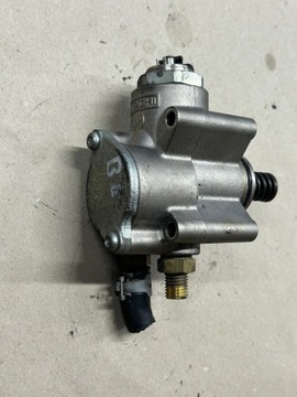 VOLKSWAGEN 1,6 POMPA PALIWA 03C127025R
