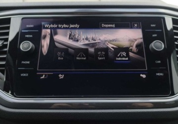 Volkswagen T-Roc I SUV 1.5 TSI ACT 150KM 2021 Volkswagen T-Roc Premium Pakiety, ACC, Kamera, Digital Cockpit, Rozpoznaw, zdjęcie 33