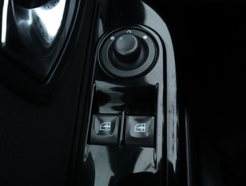 Renault Clio IV Hatchback 5d ENERGY dCi 90KM 2014 Renault Clio 1.5 dCi, Salon Polska, Navi, Klima, zdjęcie 21