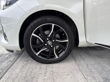 Toyota Yaris III Hatchback 5d Facelifting 2017 1.5 Hybrid 100KM 2018 Toyota Yaris Hybrid 100 Selection III (2011-2019), zdjęcie 18