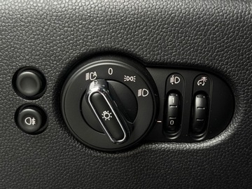 Mini Mini F56 Electric Facelifting 32.6kWh 184KM 2022 MINI Cooper SE SE, Fotel sportowy, fv23%, Salon Po, zdjęcie 12