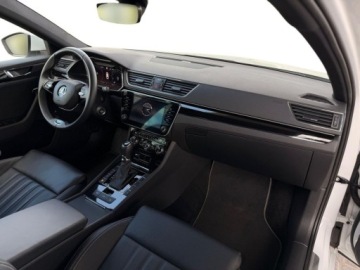 Skoda Superb III Kombi Facelifting 2.0 TDI SCR 200KM 2023 Skoda Superb Bezwypadkowy Bogate wyposazenie faktura VAT 2.0 Diesel, zdjęcie 6