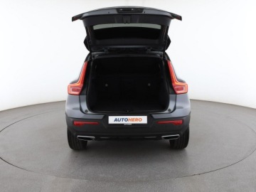 Volvo XC40 Crossover 2.0 D3 150KM 2018 Volvo XC 40 automat full LED skóra/alcantara, zdjęcie 18
