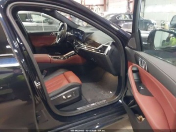 BMW X6 G06 2025 BMW X6 xDrive40i 2025 3.0 Benzyna 375KM, zdjęcie 9