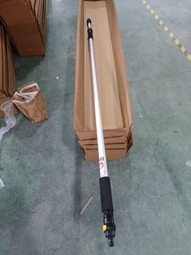 SZCZOTKA I ŚCIĄGACZKA TELESKOPOWA DO MYCIA PANELI FOTOWOLTAICZNYCH ZAWÓR 5M