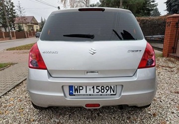 Suzuki Swift IV Hatchback 5d 1.3 92KM 2010 Suzuki Swift Suzuki Swift 2010 1.3 16V Klima Bezwypadkowy 1.3 Benzyna 92KM, zdjęcie 6