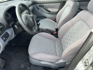 Seat Leon I Hatchback 1.6 105KM 2002 Seat Leon mk1 1.6 MPI klima, 105KM, 75 tys. km., zdjęcie 11