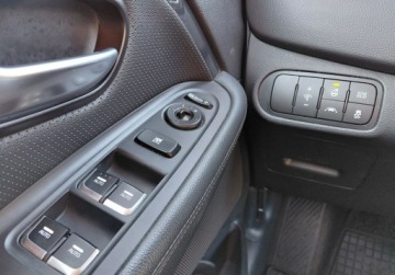 Kia Carens IV Minivan 1.7 VGT CRDI 136KM 2015 Kia Carens 1.7 Diesel 136KM, zdjęcie 13