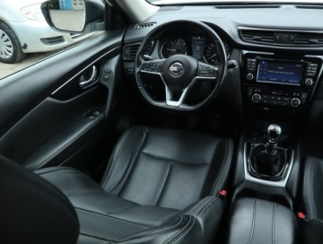 Nissan X-Trail III Terenowy Facelifting 2.0 dCi 177KM 2018 Nissan X-Trail 2.0 dCi, Salon Polska, Serwis ASO, zdjęcie 6